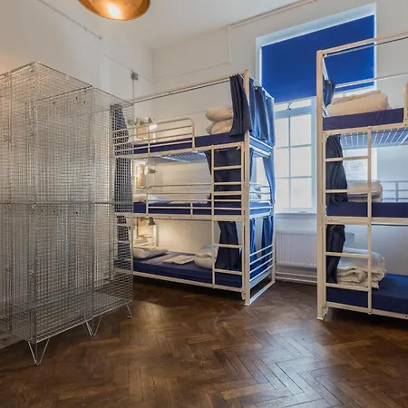 Vandrarhem The Wing *