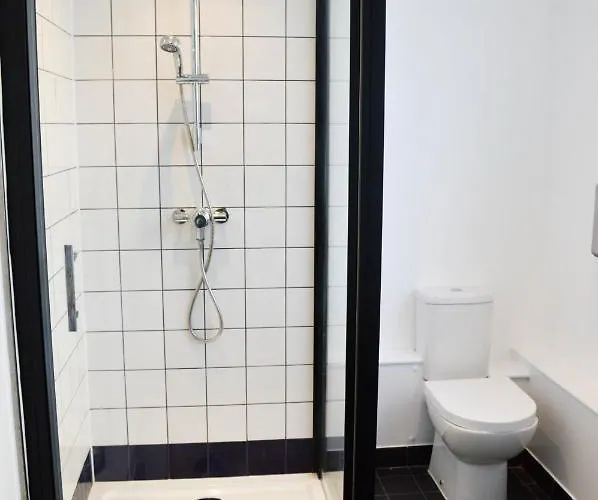 The Wing Μπρίστολ