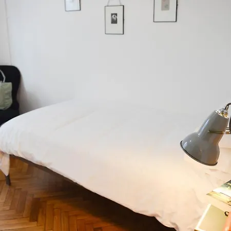 The Wing Hostel Bristol