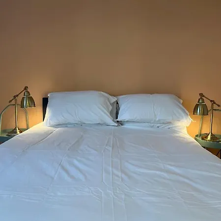 The Wing Hostel Bristol