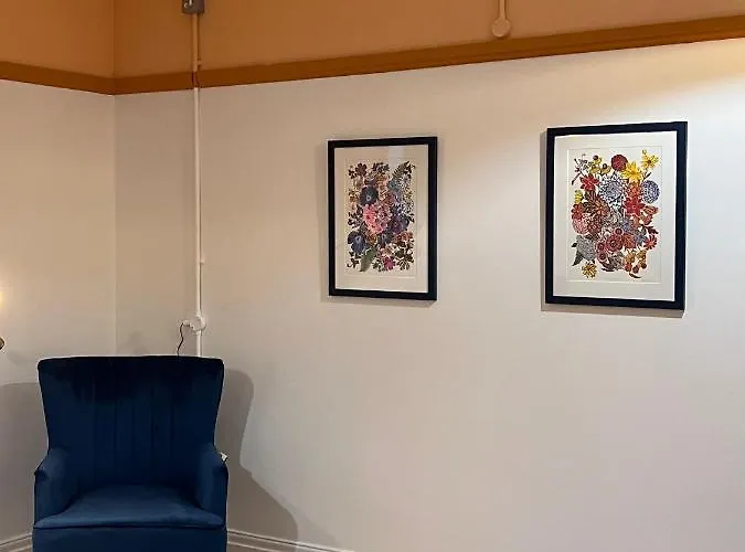 The Wing Бристоль