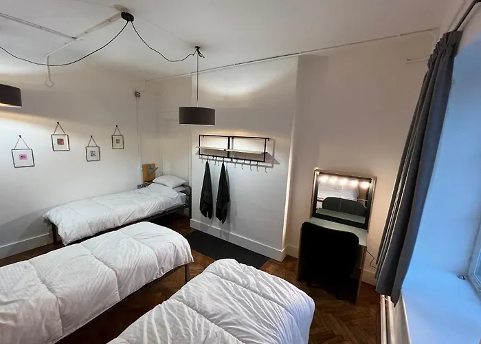 The Wing * Бристоль